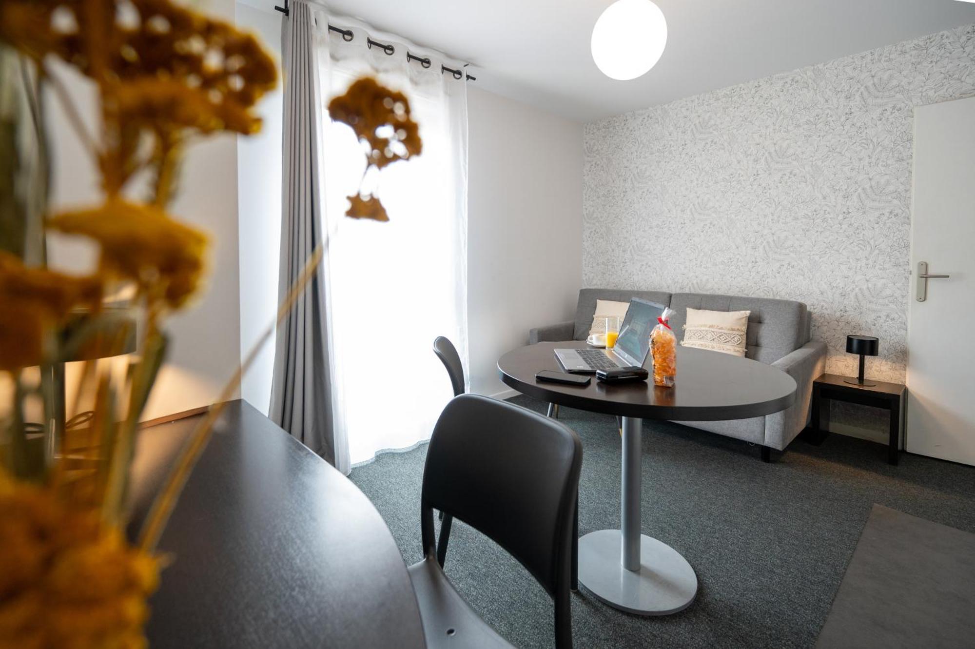 Nemea Appart Hotel Home Suite Nancy Centre Ngoại thất bức ảnh