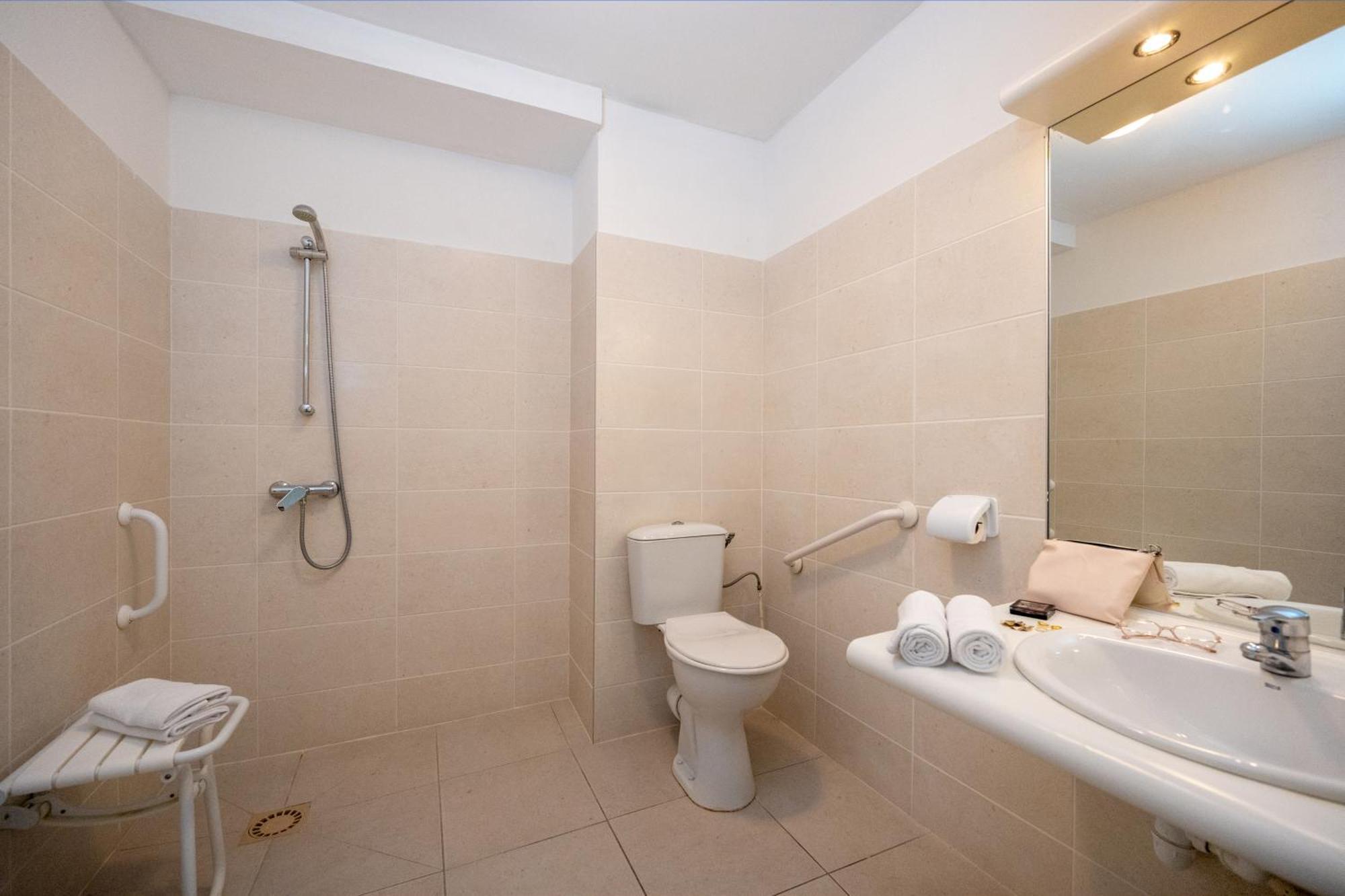 Nemea Appart Hotel Home Suite Nancy Centre Ngoại thất bức ảnh