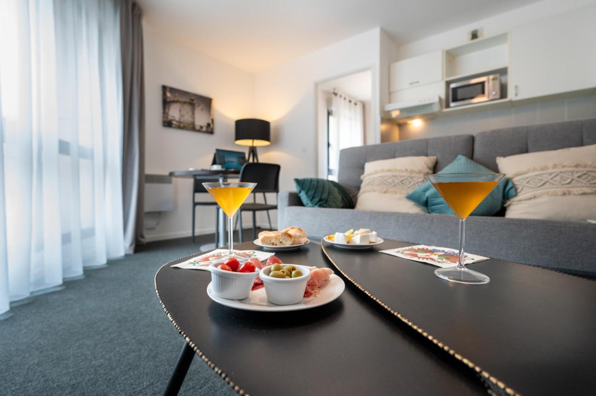 Nemea Appart Hotel Home Suite Nancy Centre Ngoại thất bức ảnh