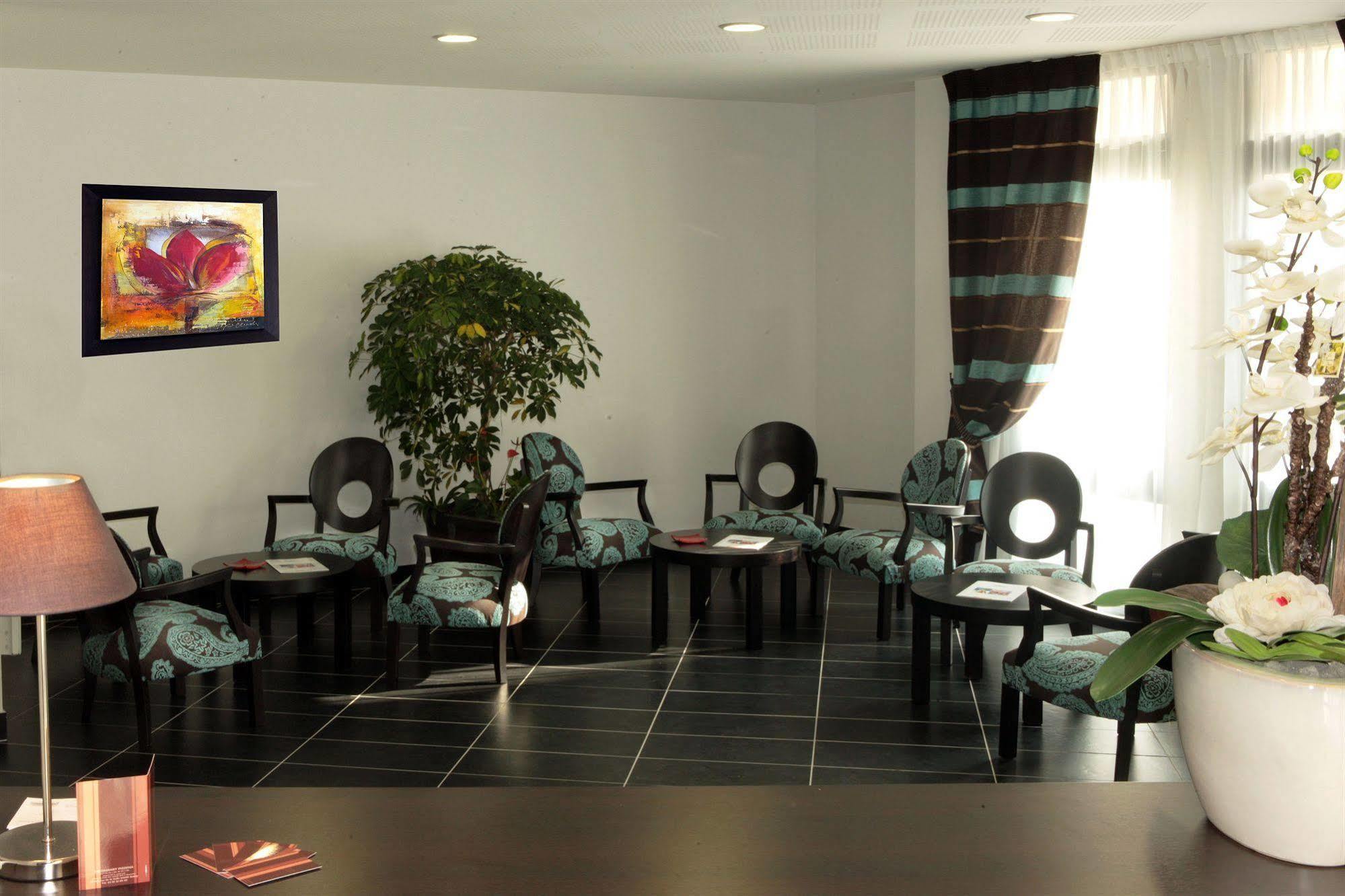 Nemea Appart Hotel Home Suite Nancy Centre Ngoại thất bức ảnh